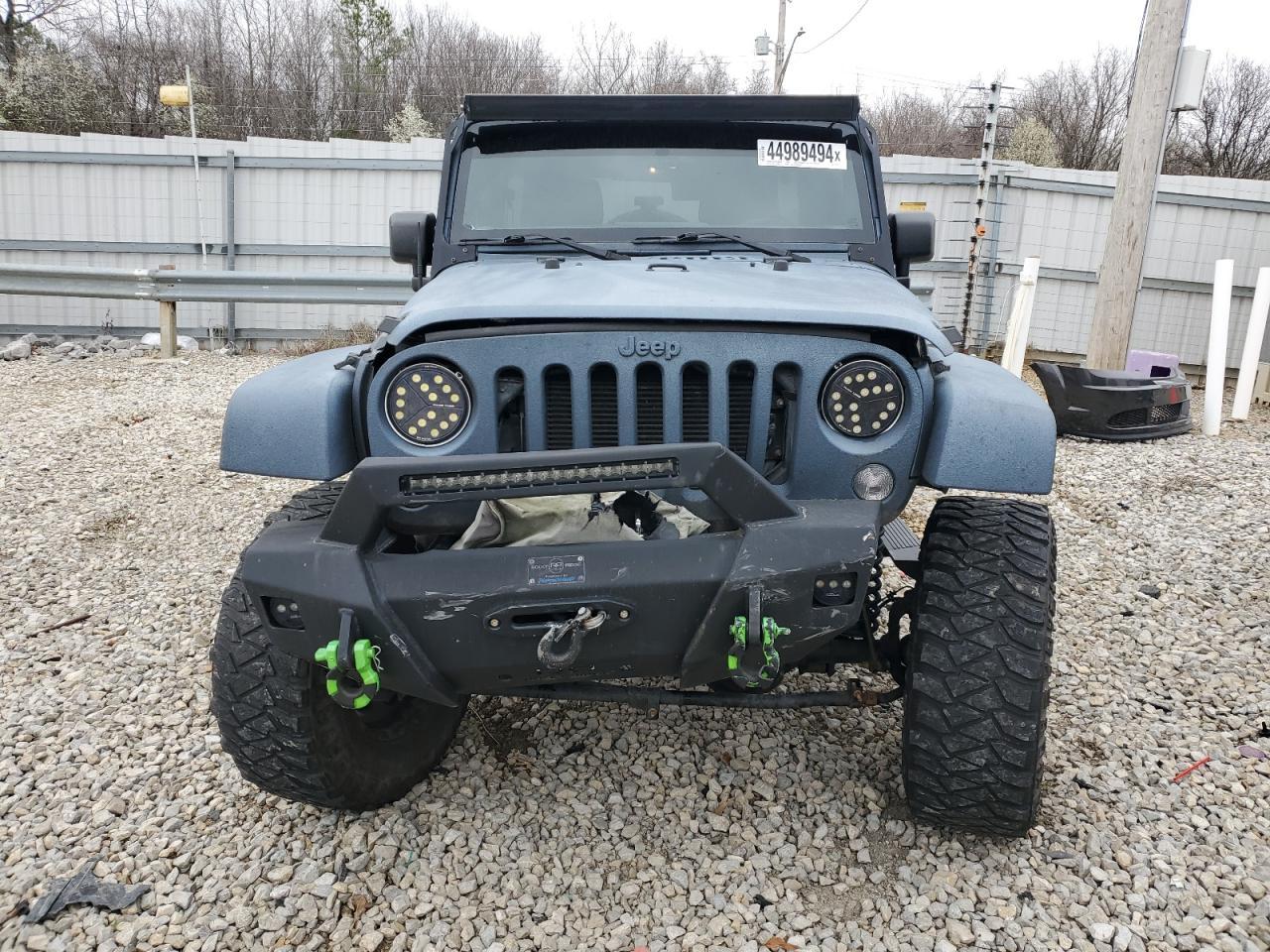 2017 JEEP WRANGLER U - Image 5
