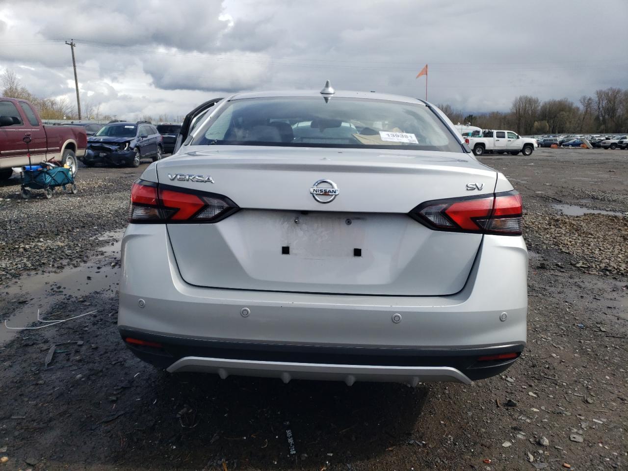 2021 NISSAN VERSA SV - Фото 6