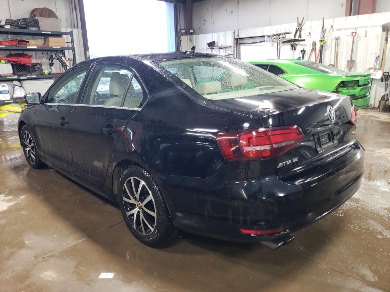 2017 VOLKSWAGEN JETTA SE - Image 2