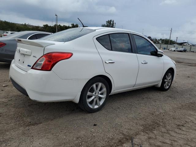 2015 Nissan Versa S - Фото 3