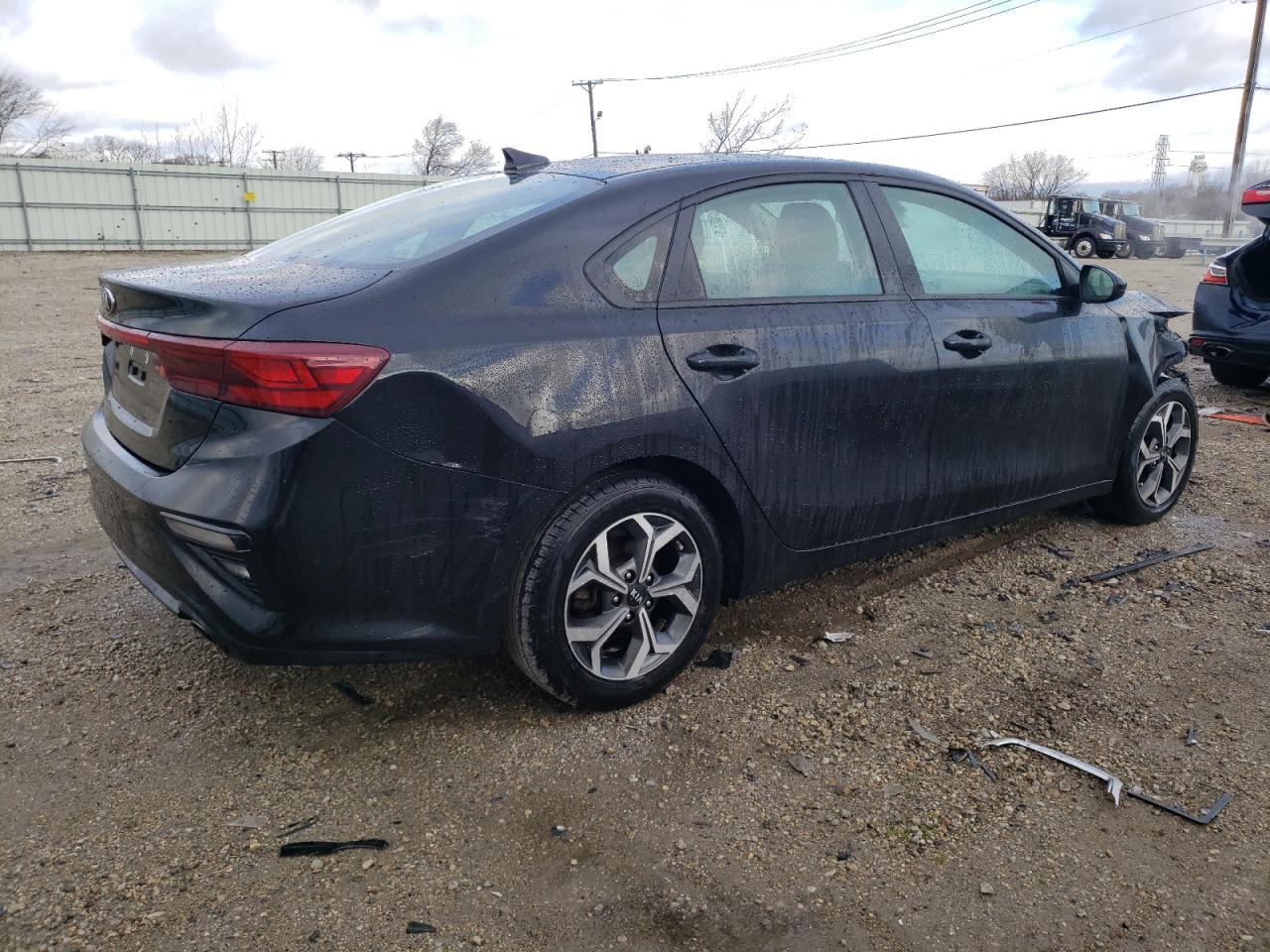 2020 KIA FORTE FE - Фото 3