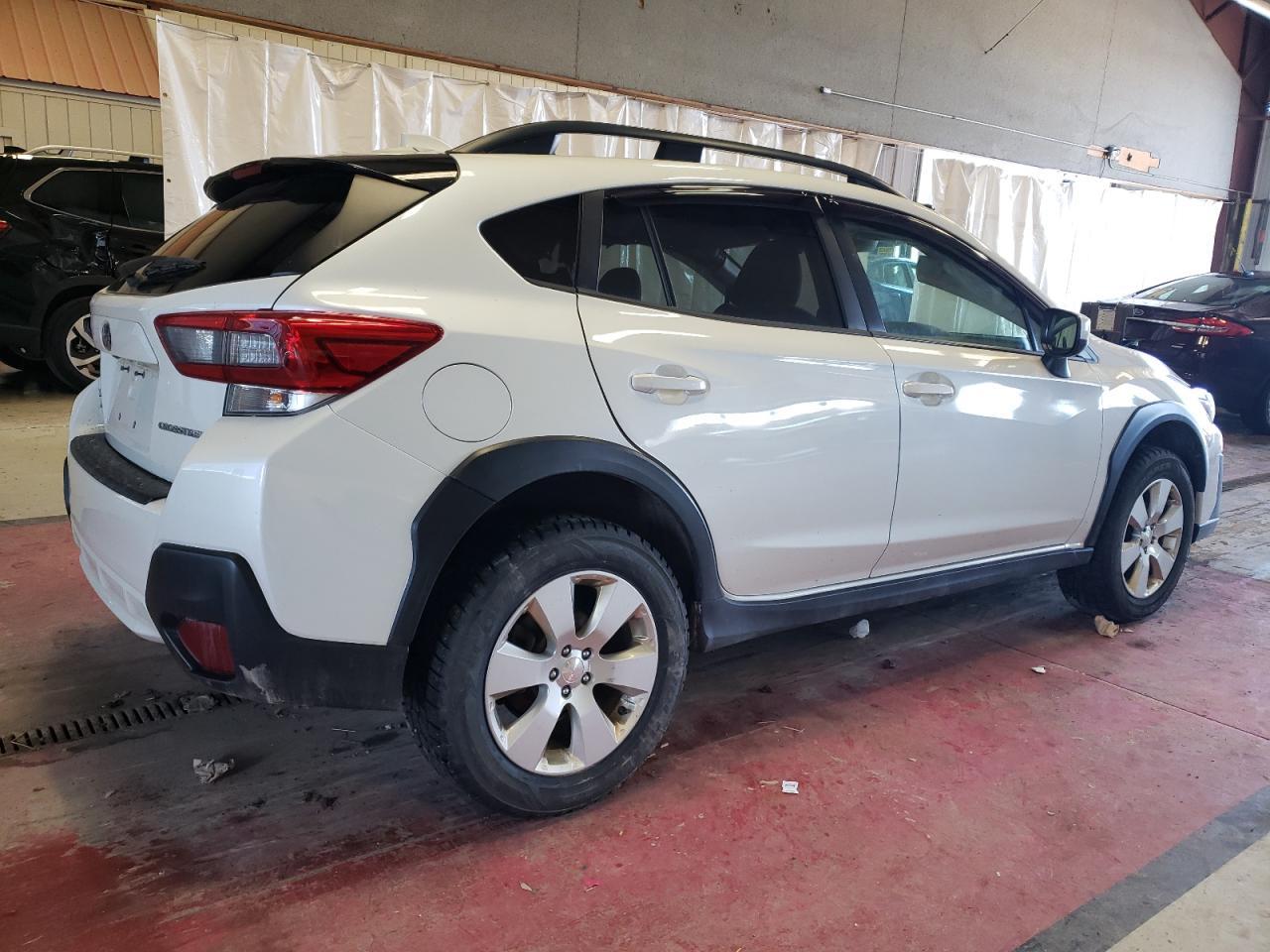 2021 SUBARU CROSSTREK - Фото 3