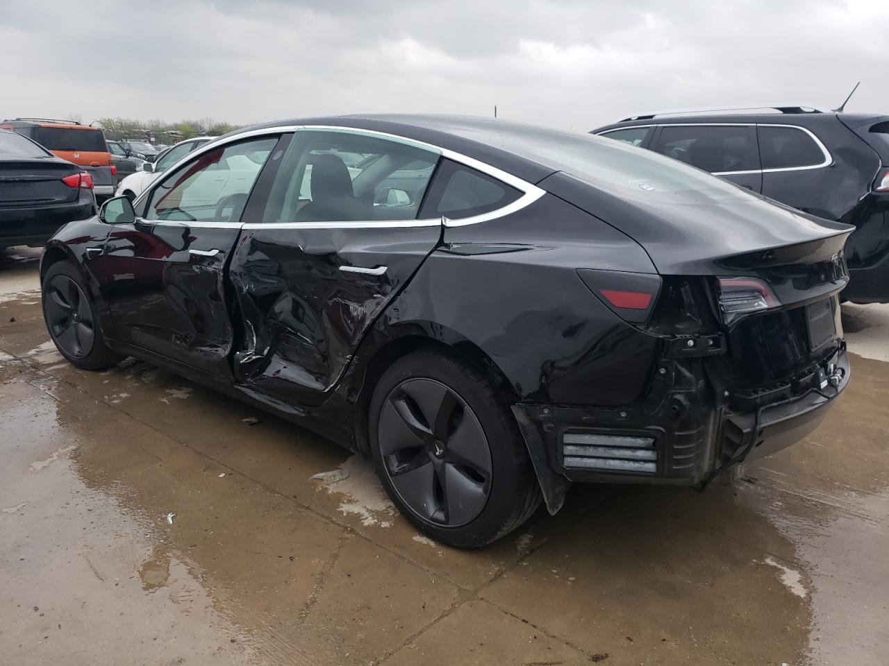 2019 TESLA MODEL 3 - Фото 2