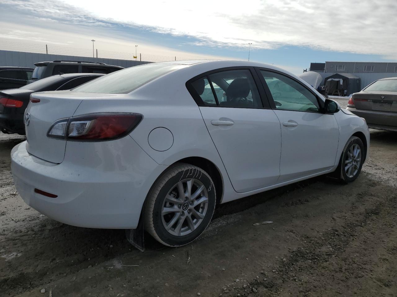 2013 MAZDA 3 I - Фото 3