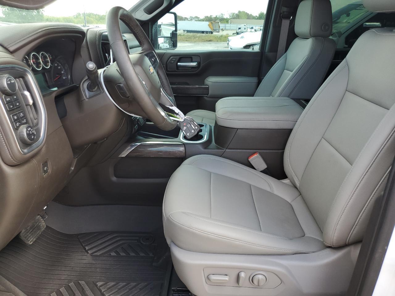 2023 CHEVROLET SILVERADO - Фото 7