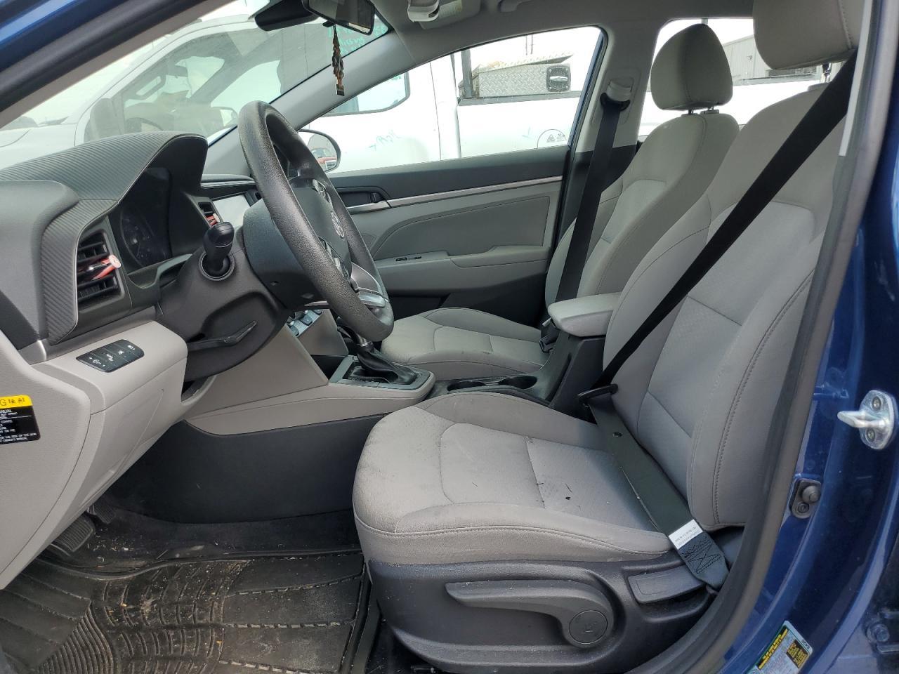 2019 HYUNDAI ELANTRA SE - Image 7