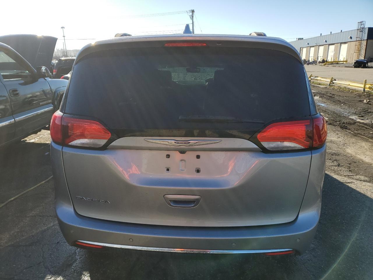 2017 CHRYSLER PACIFICA T - Фото 6