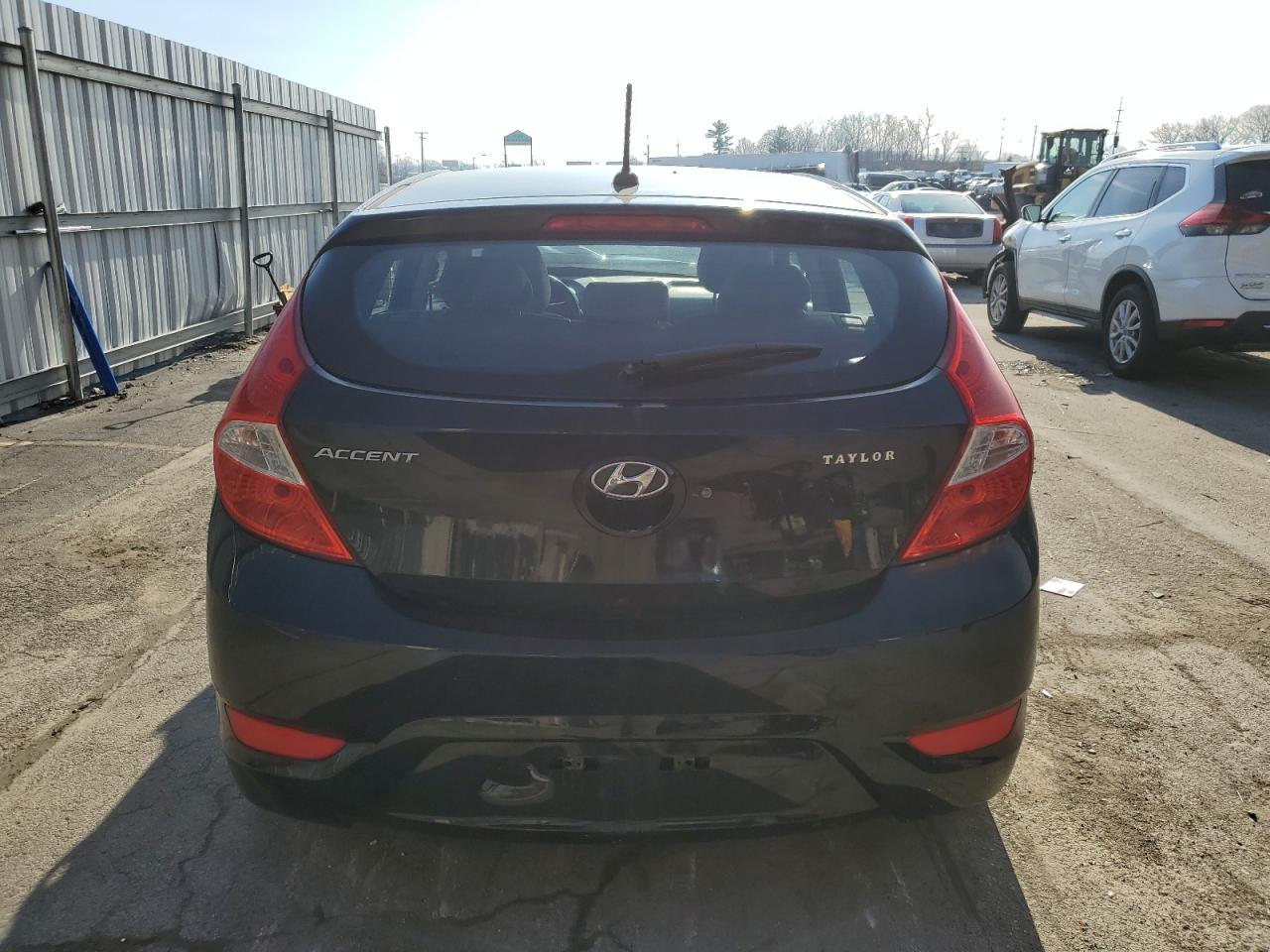 2015 HYUNDAI ACCENT GS - Фото 6