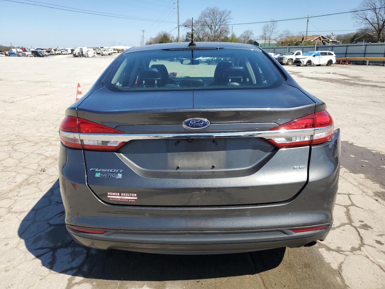 2017 FORD FUSION SE - Image 6