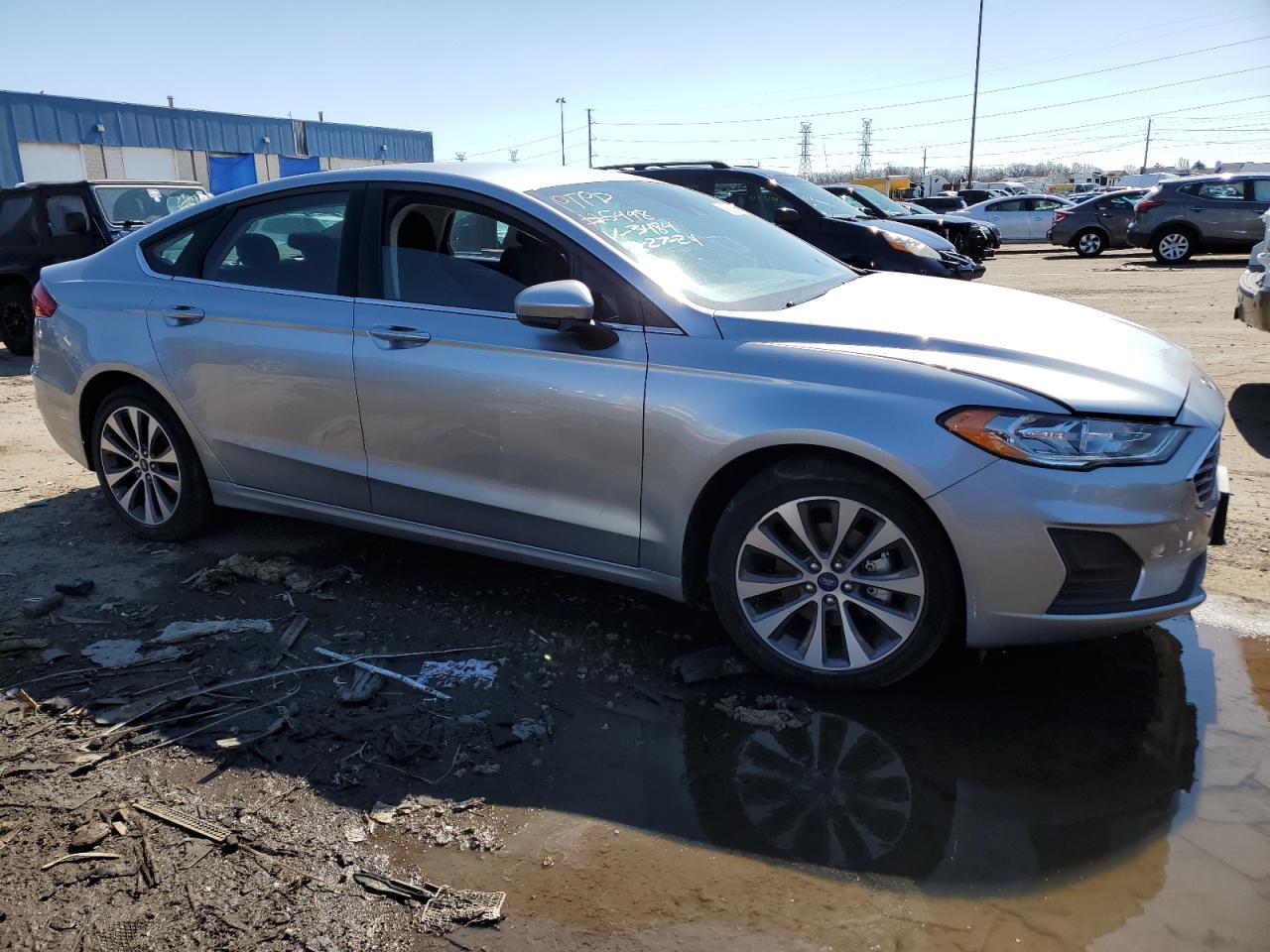 2020 FORD FUSION SE - Фото 4