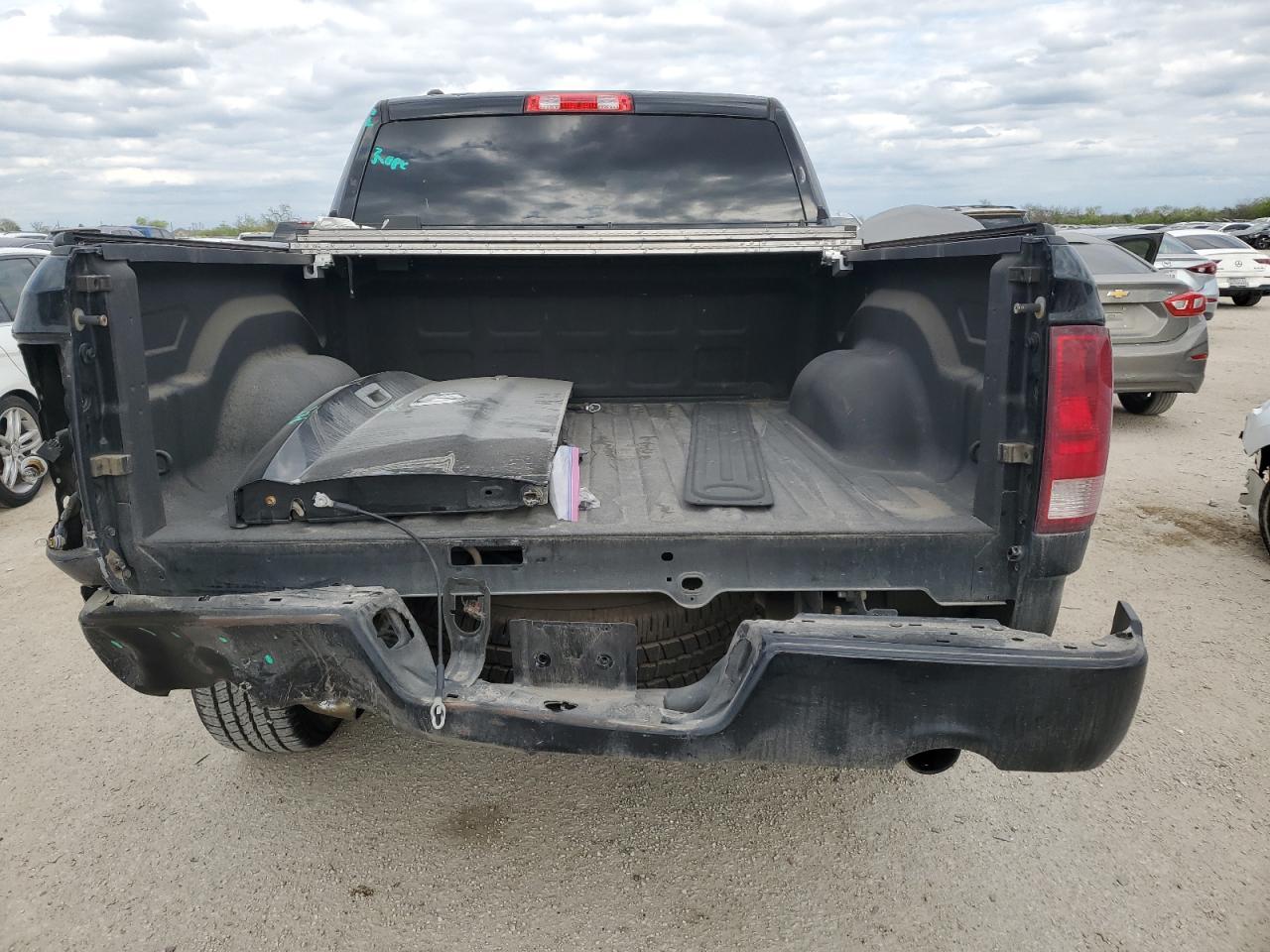 2014 RAM 1500 ST - Фото 6