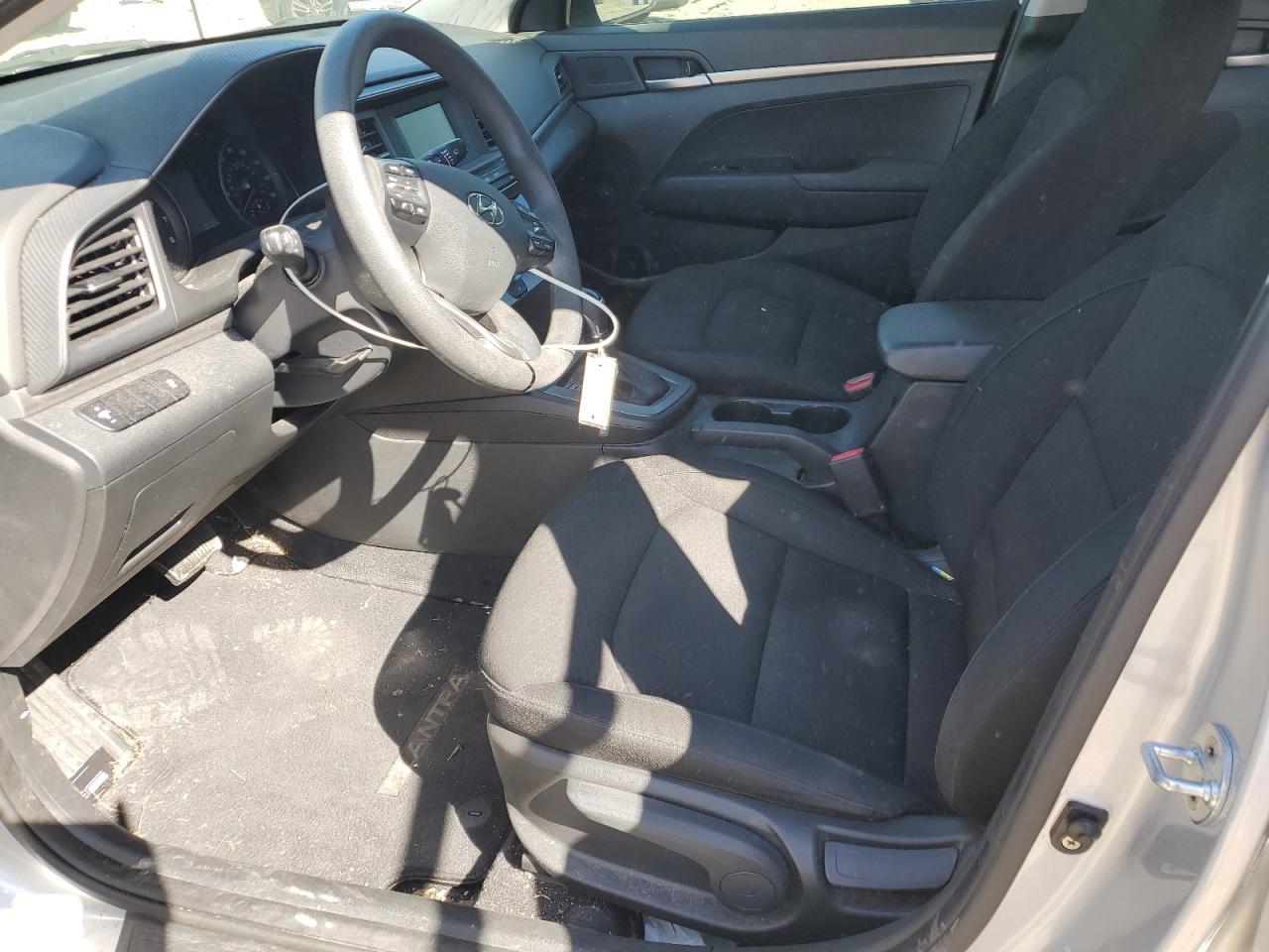 2019 HYUNDAI ELANTRA SE - Image 7