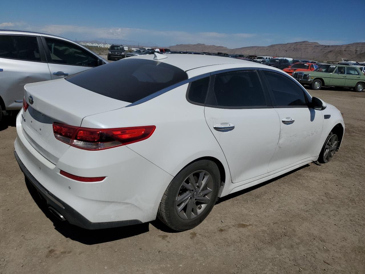 2019 KIA OPTIMA LX - Фото 3