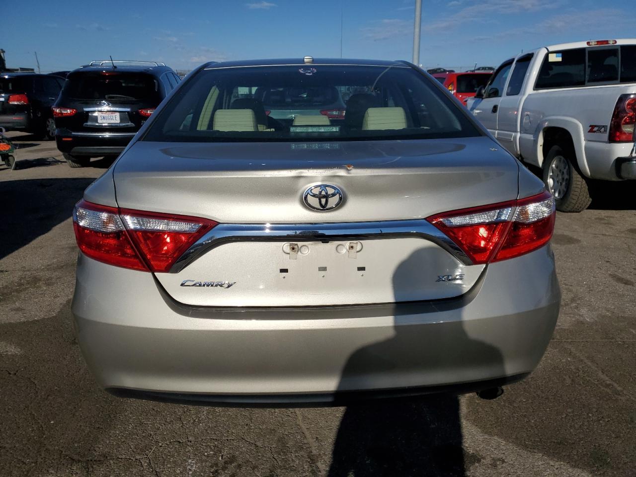2017 TOYOTA CAMRY LE - Image 6