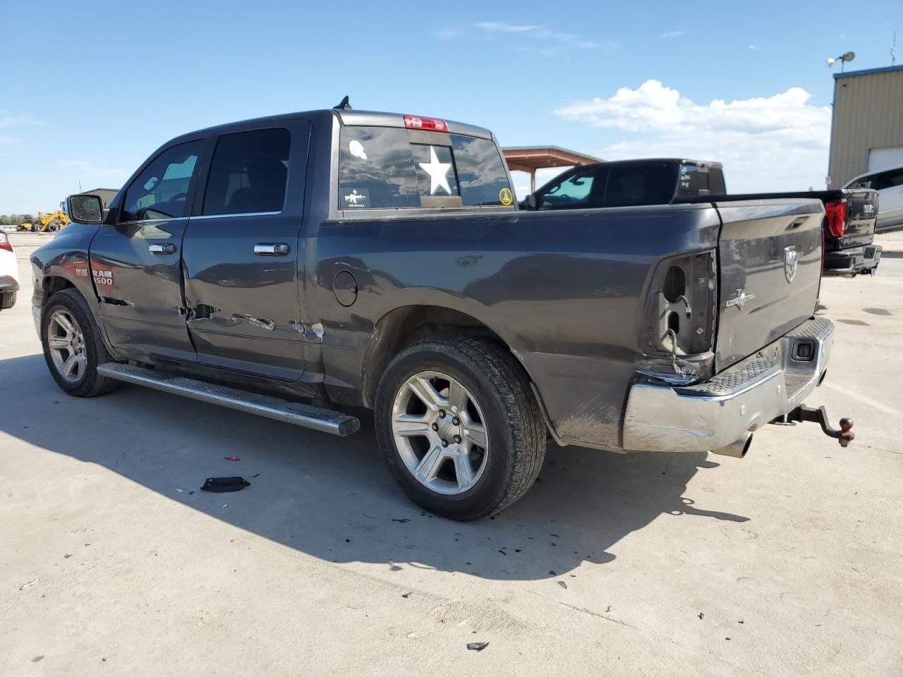 2017 RAM 1500 SLT - Image 2