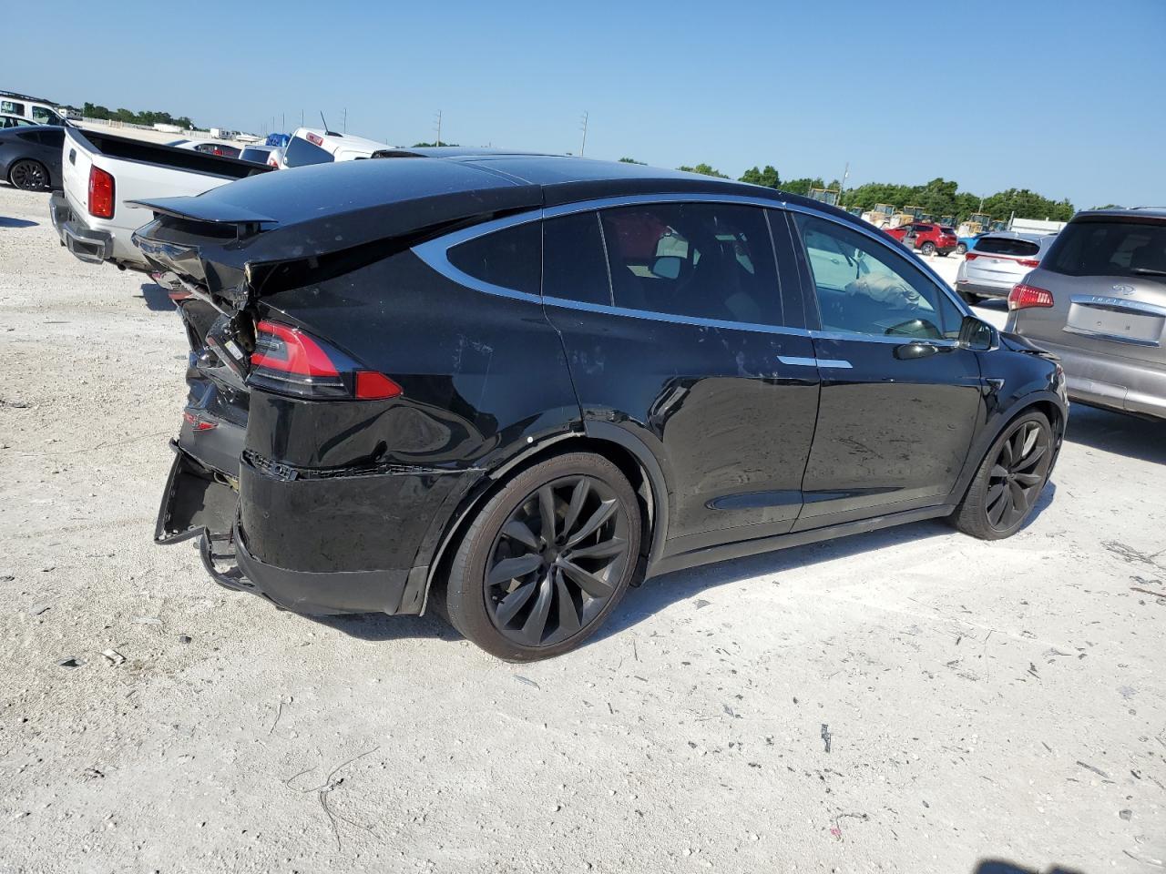 2018 TESLA MODEL X - Фото 3