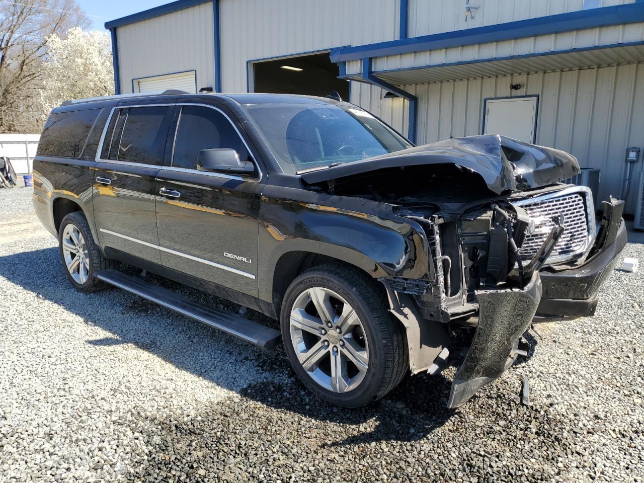 2016 GMC YUKON XL D - Фото 4