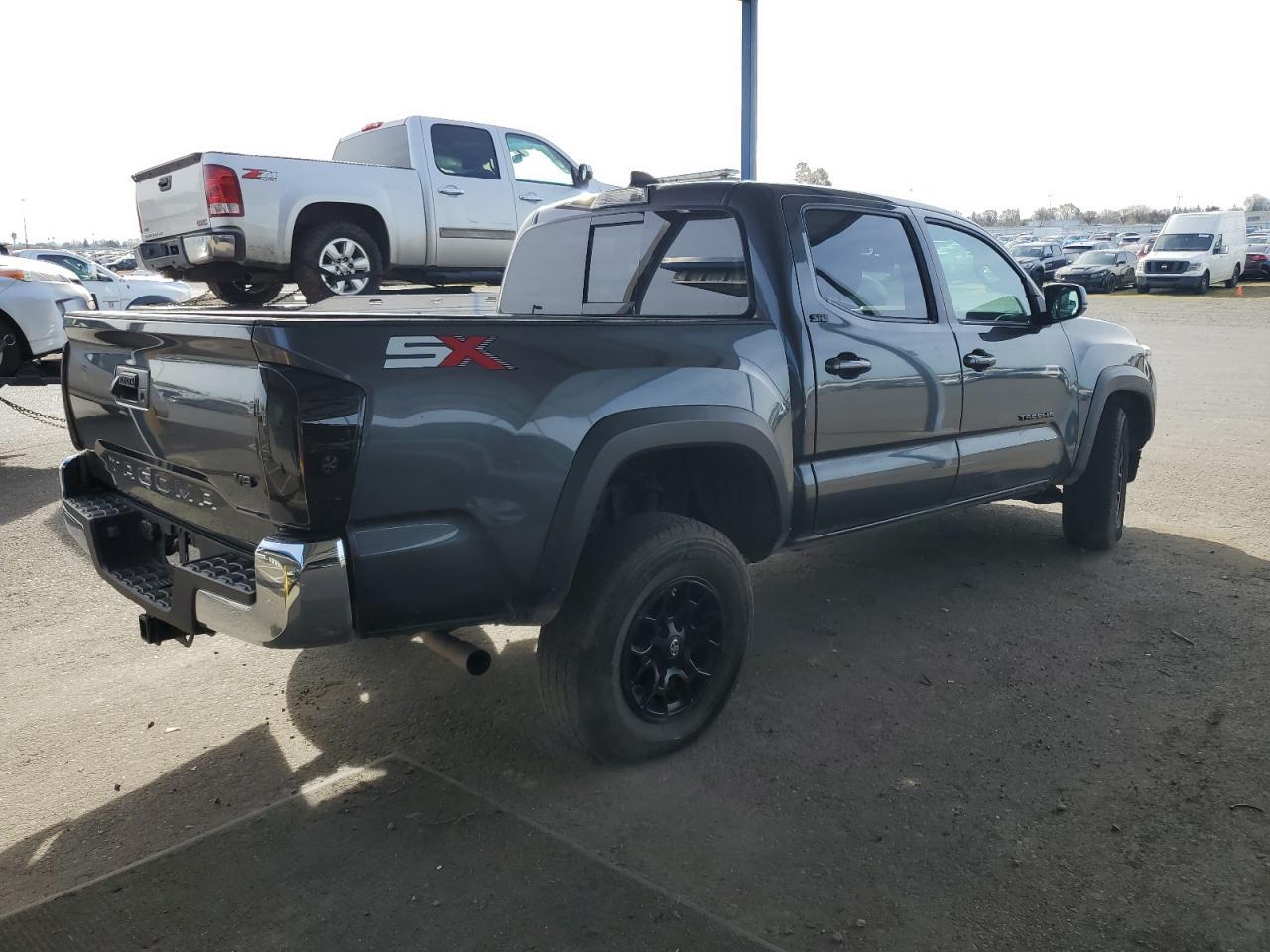 2023 TOYOTA TACOMA DOU - Фото 3