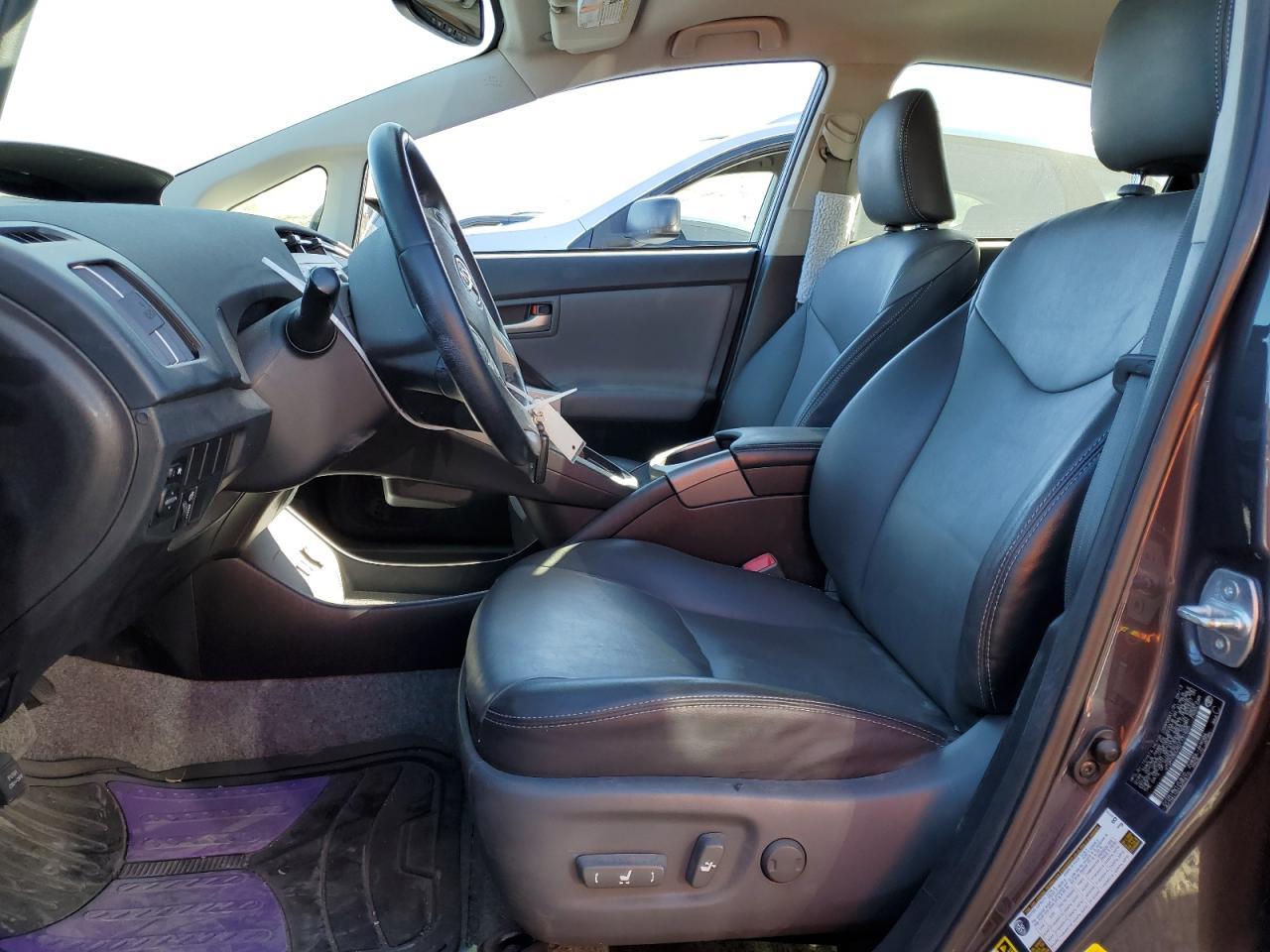 2013 TOYOTA PRIUS - Image 7