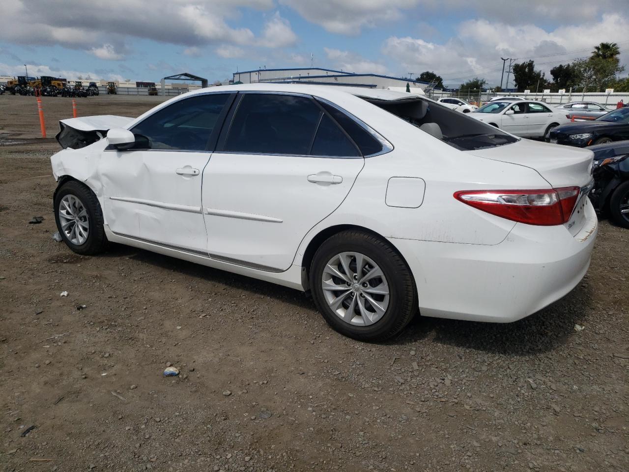 2017 TOYOTA CAMRY LE - Image 2