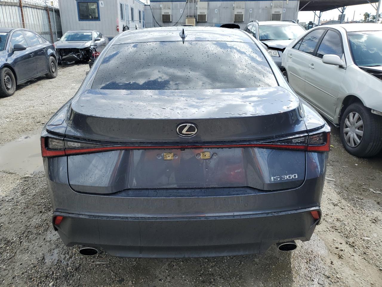 2022 LEXUS IS 300 - Image 6