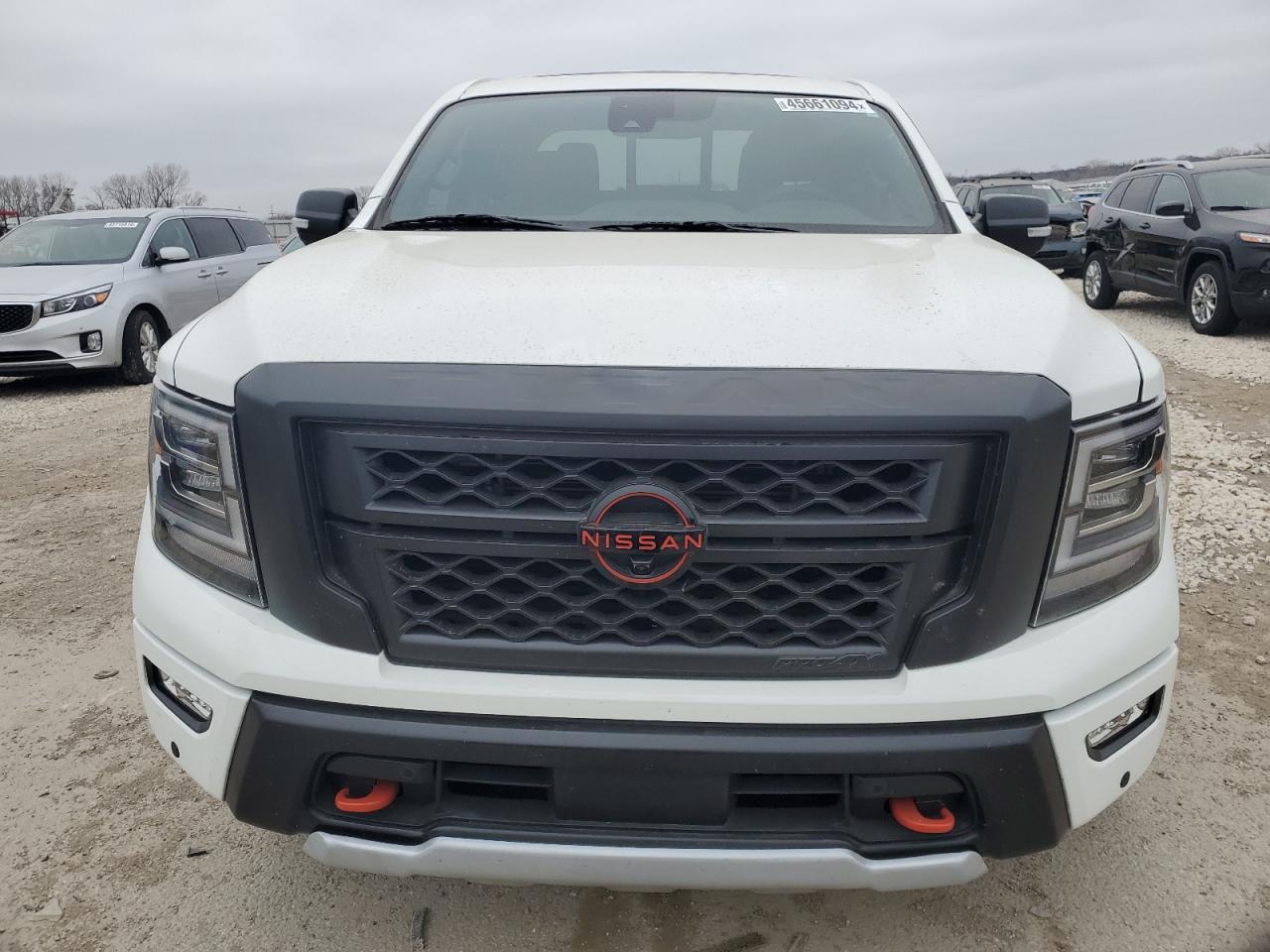2023 NISSAN TITAN SV - Image 5