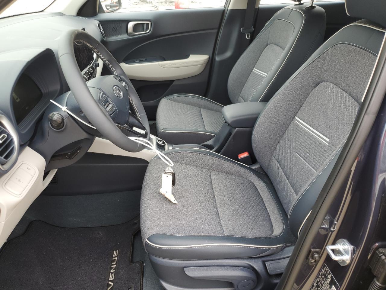 2023 HYUNDAI VENUE SEL - Image 7