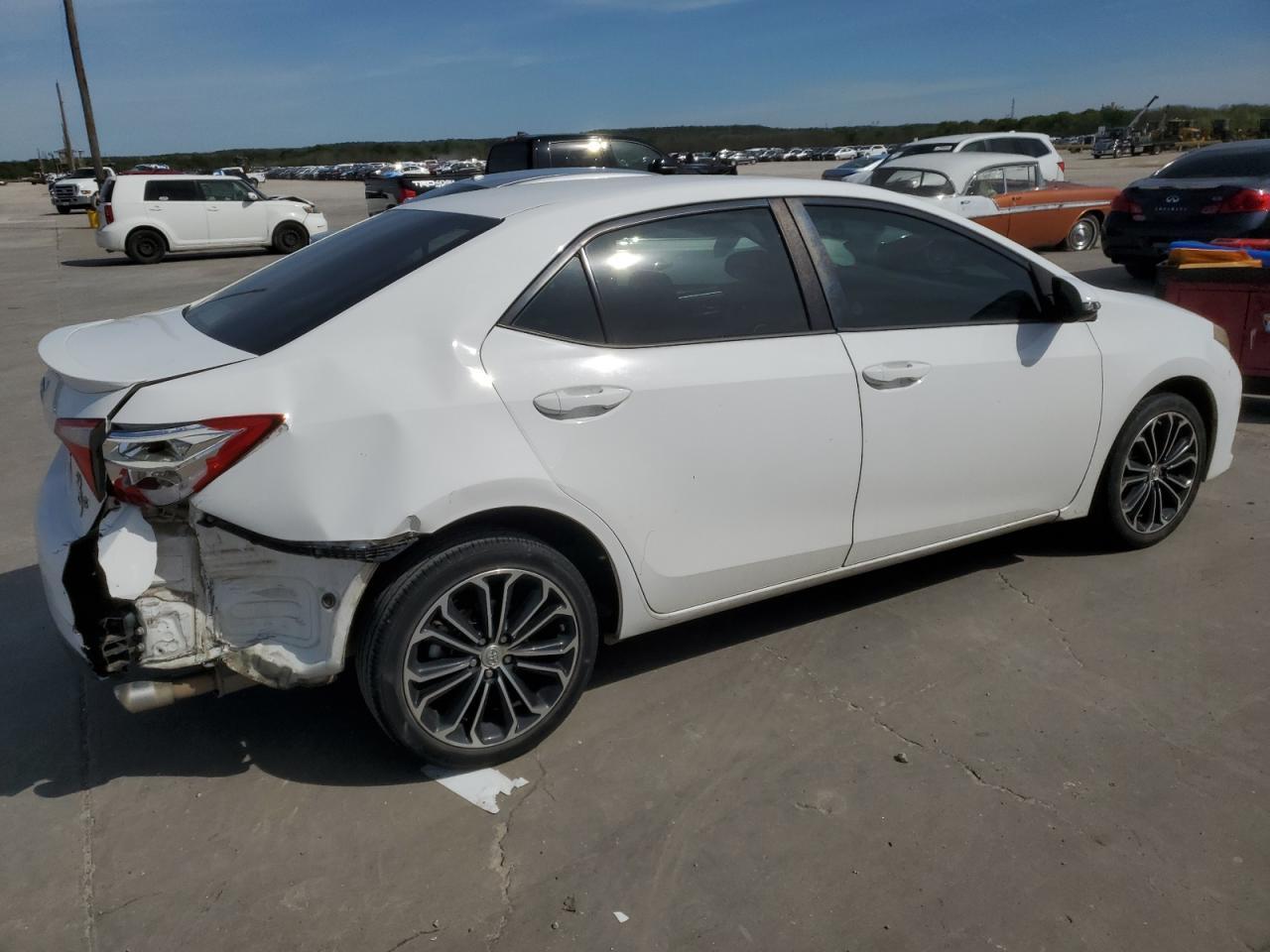 2014 TOYOTA COROLLA L - Image 3