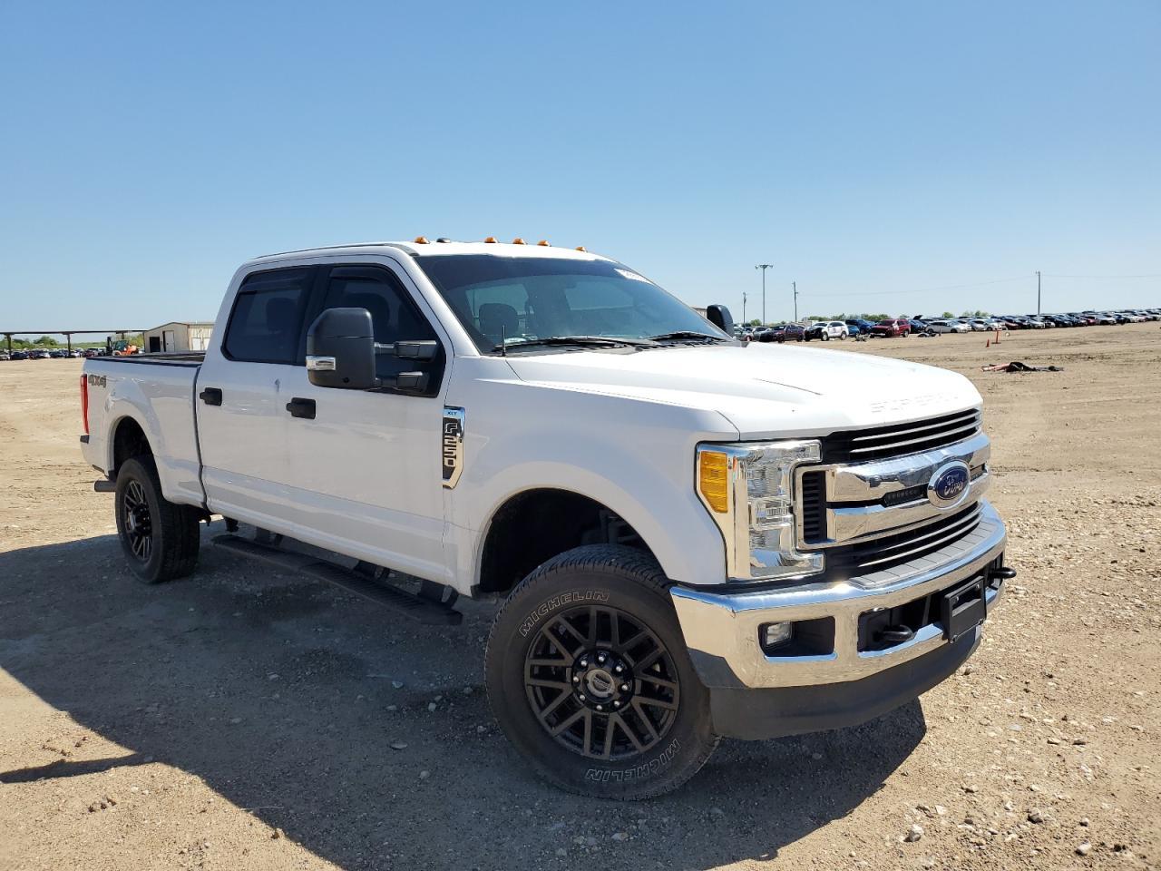 2017 FORD F250 SUPER