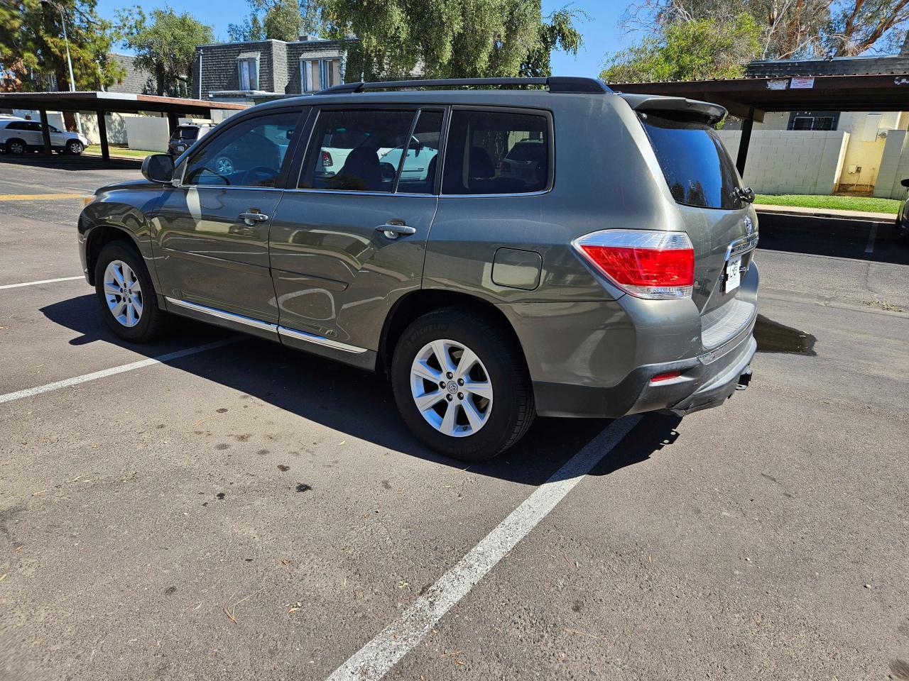 2012 TOYOTA HIGHLANDER - Фото 3