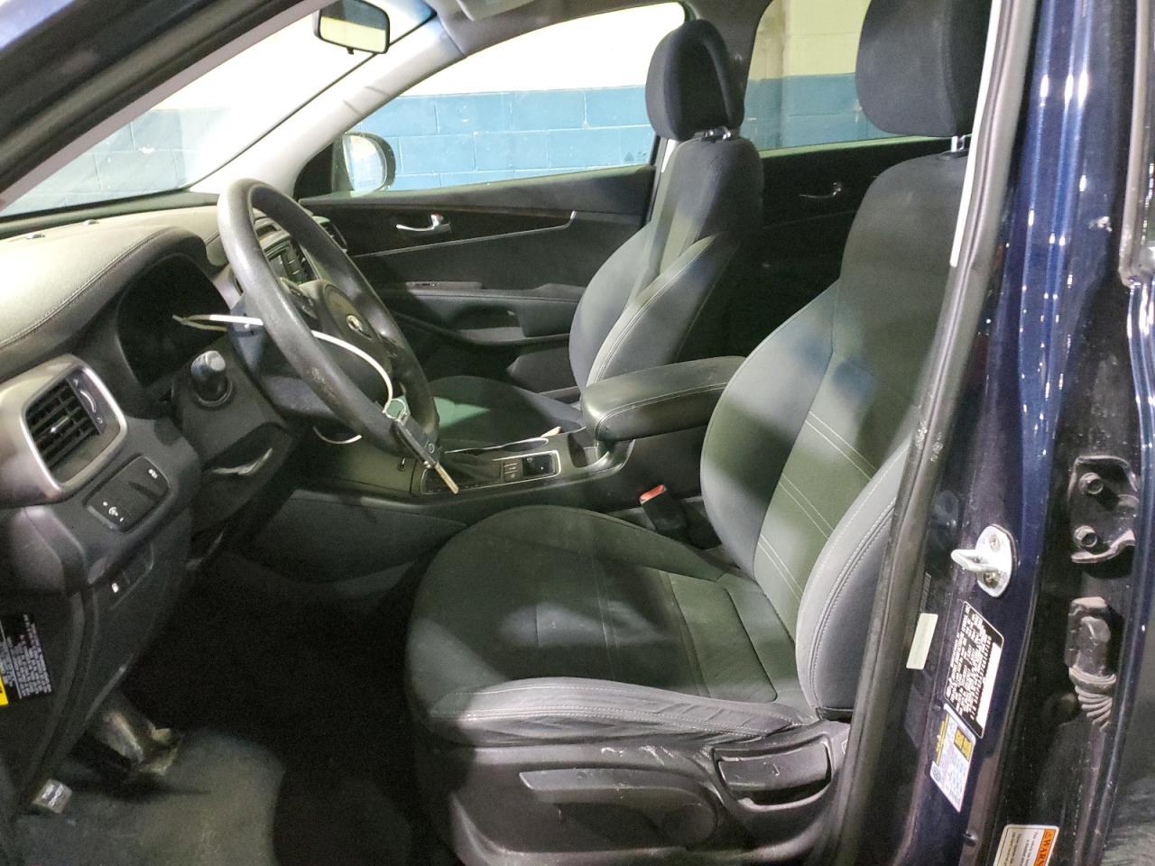2016 KIA SORENTO LX - Image 7