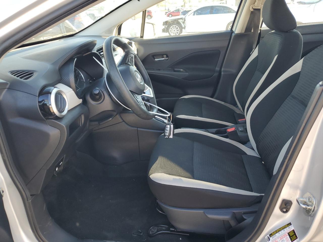 2021 NISSAN VERSA SV - Фото 7