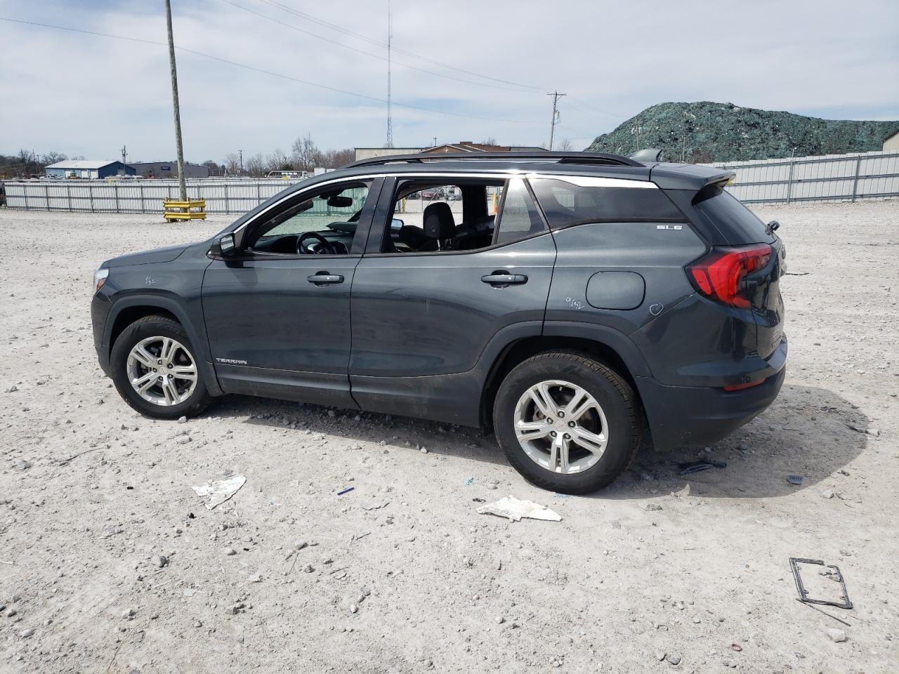 2018 GMC TERRAIN SL - Фото 2