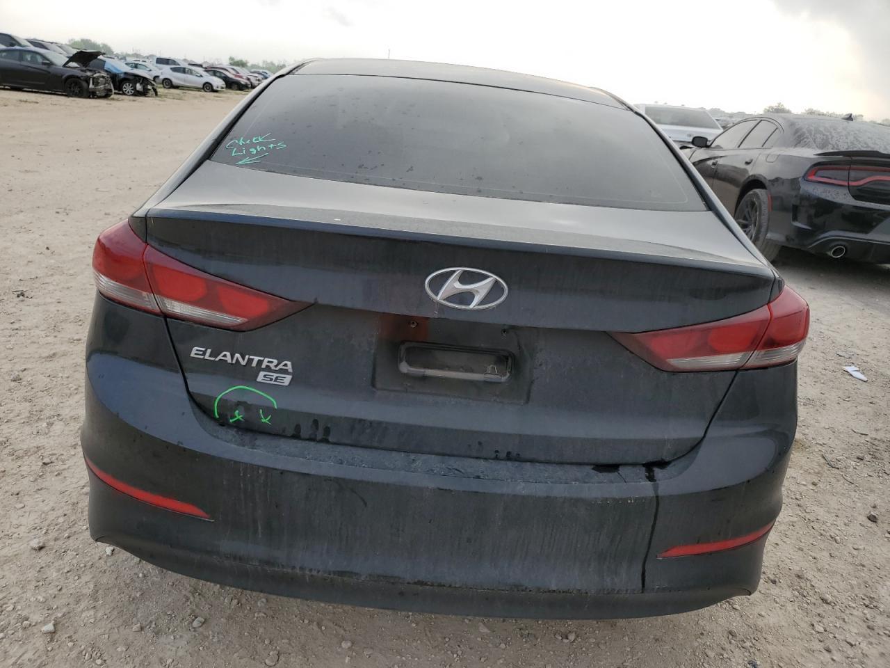 2018 HYUNDAI ELANTRA SE - Image 6