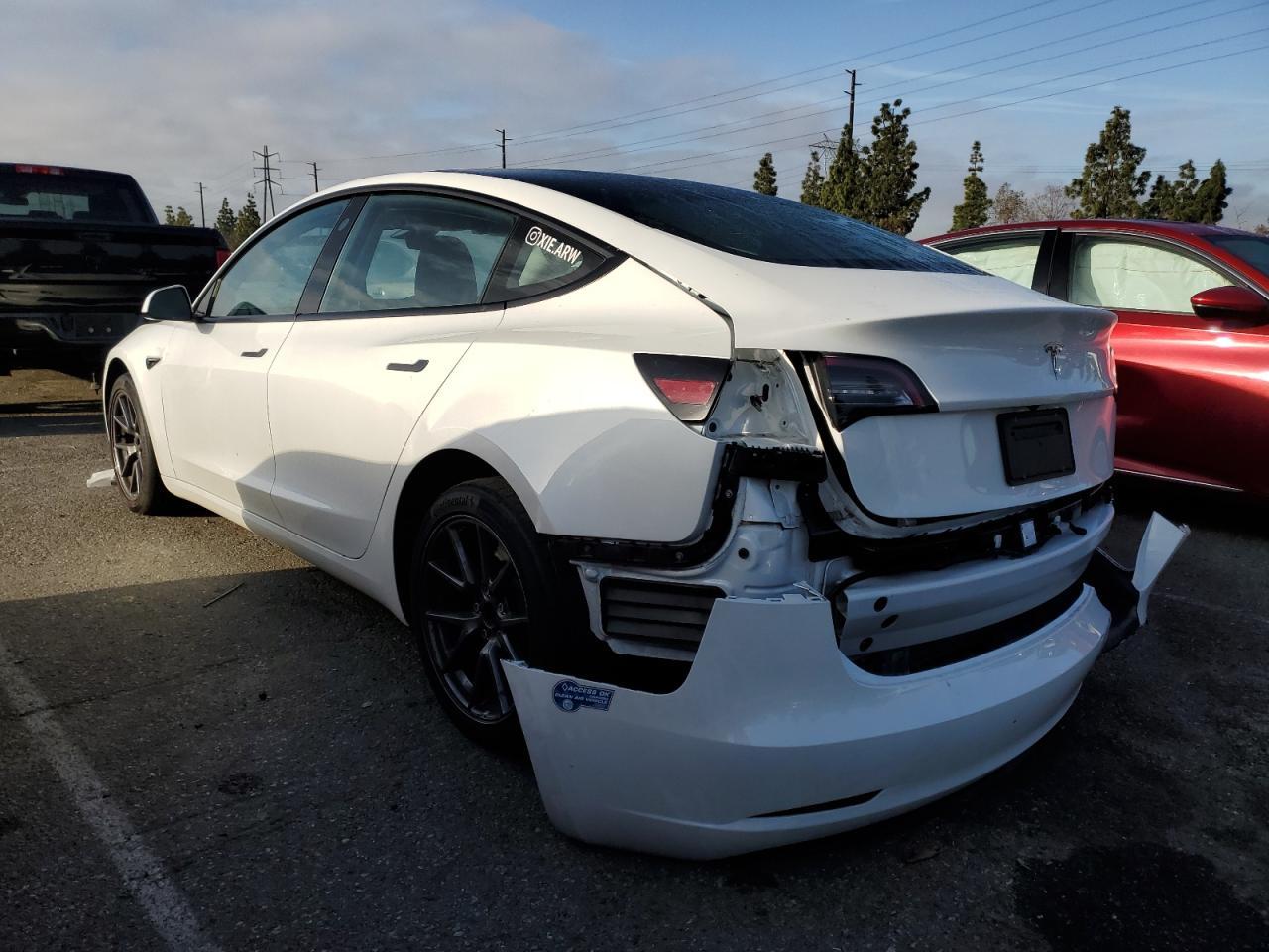 2023 TESLA MODEL 3 - Фото 2