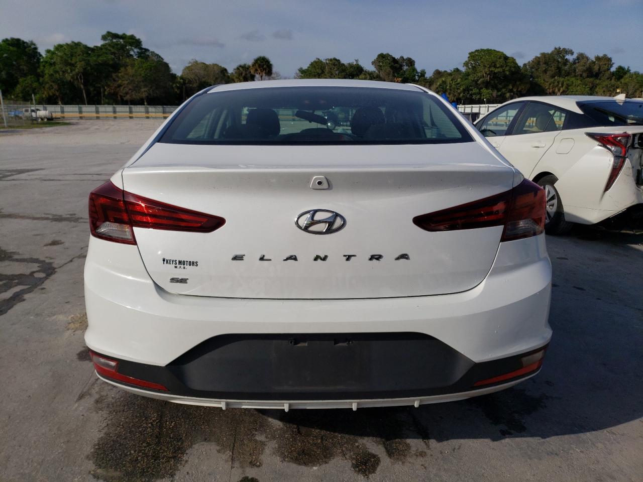 2019 HYUNDAI ELANTRA SE - Фото 6