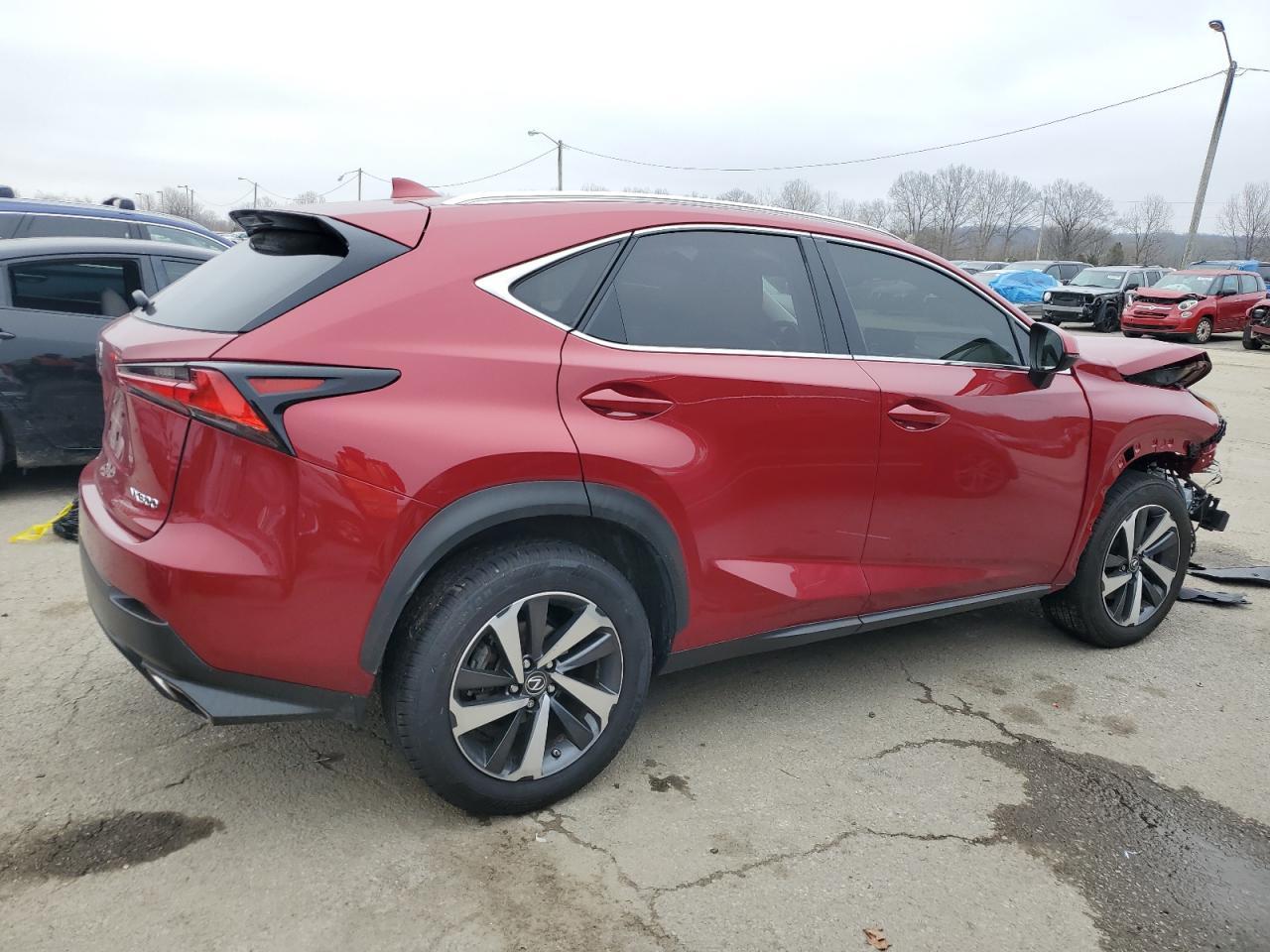 2020 LEXUS NX 300 - Фото 3