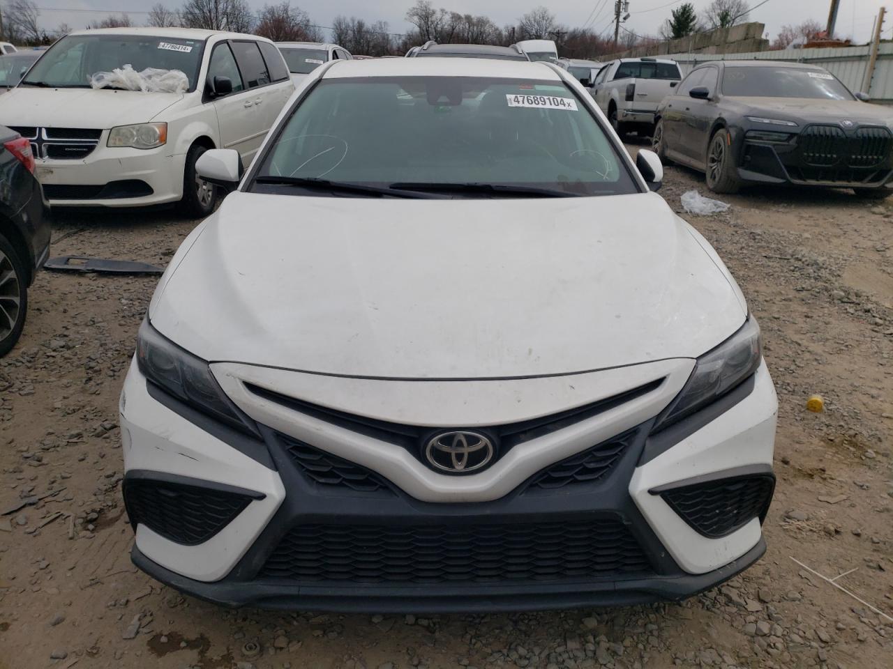 2021 TOYOTA CAMRY SE - Image 5