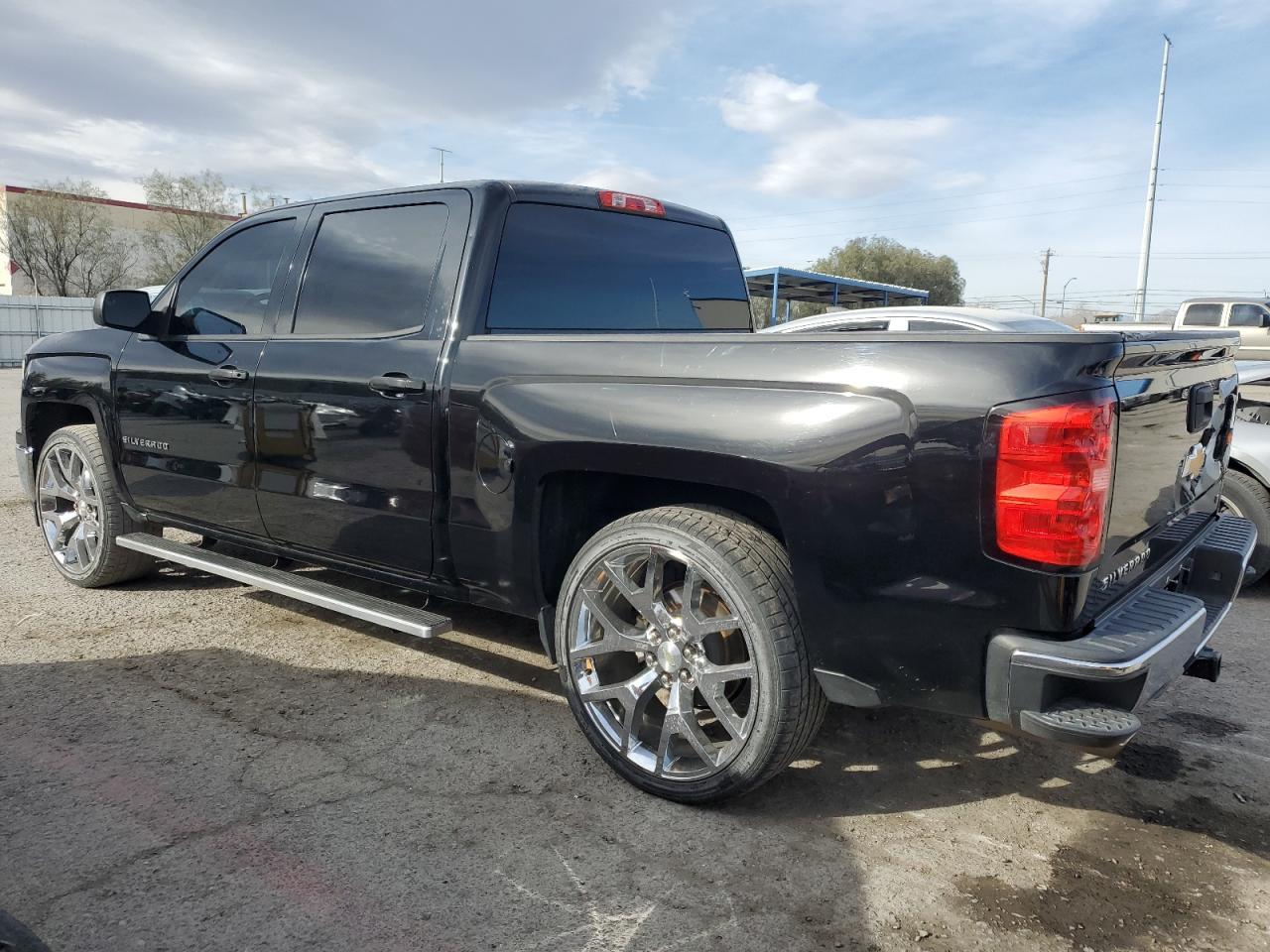 2014 CHEVROLET SILVERADO - Image 2