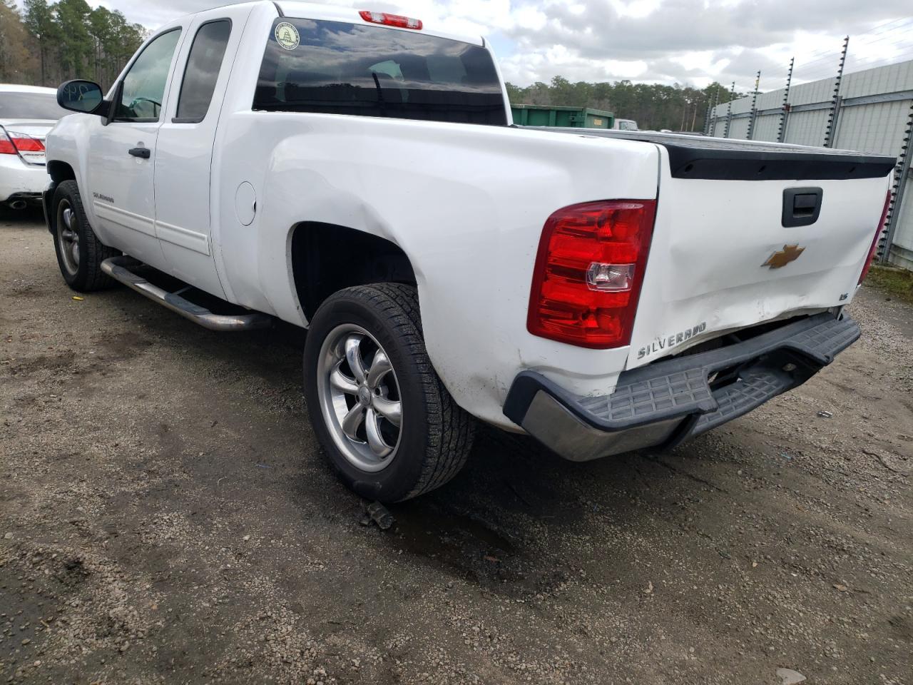 2013 CHEVROLET SILVERADO - Фото 2