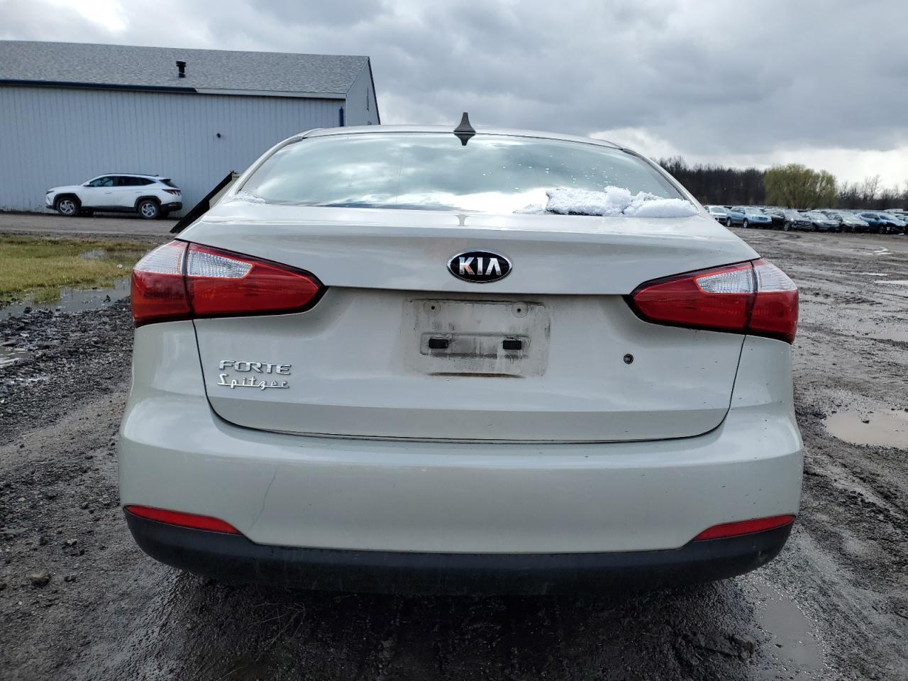 2015 KIA FORTE LX - Фото 6