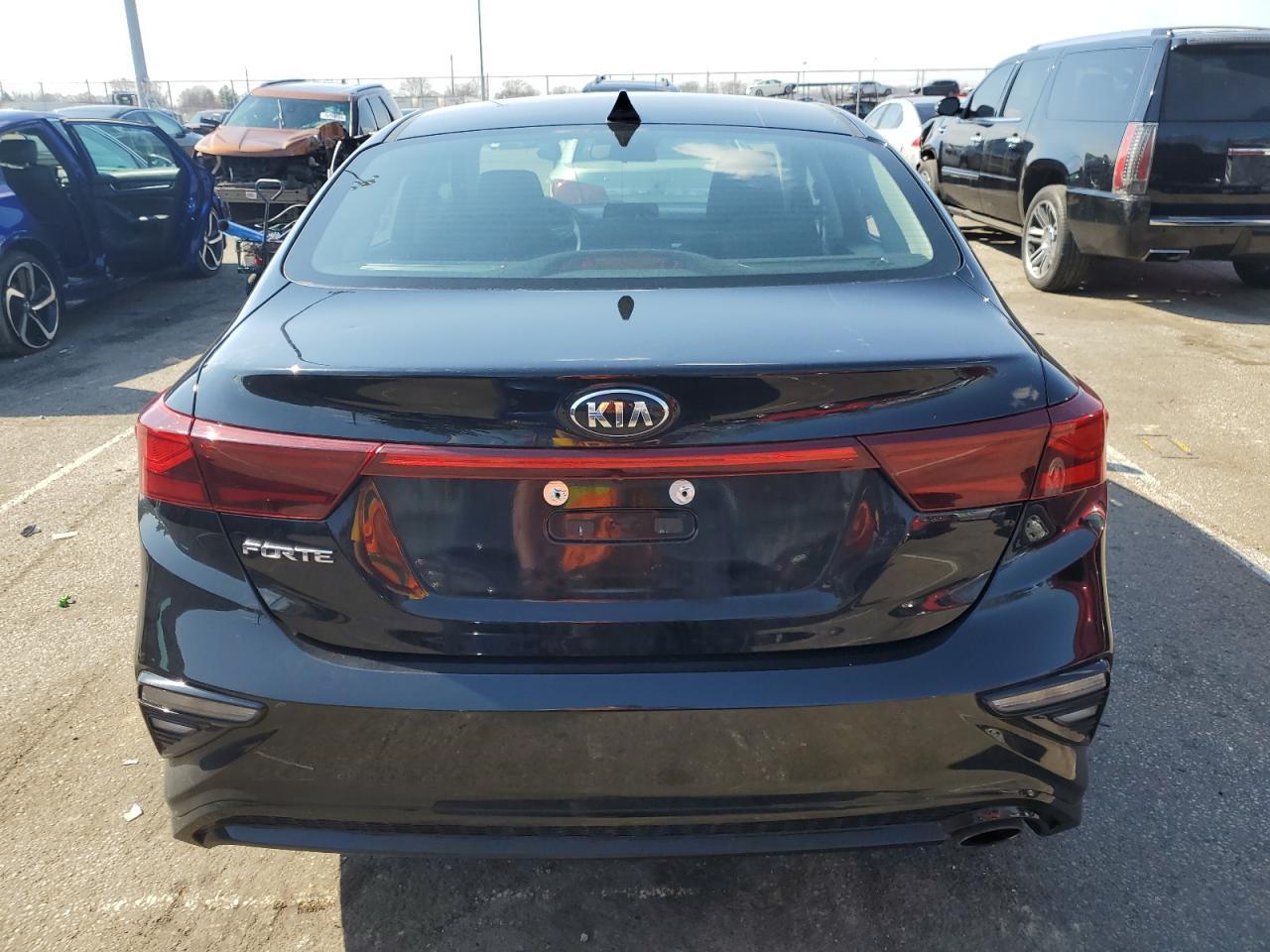 2020 KIA FORTE FE - Фото 6