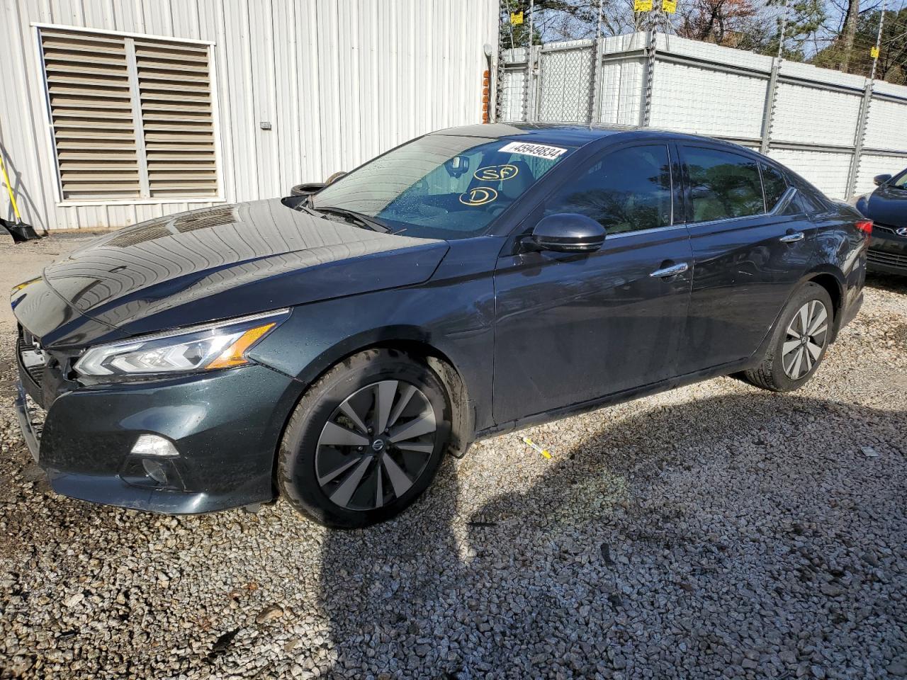 2020 NISSAN ALTIMA SV