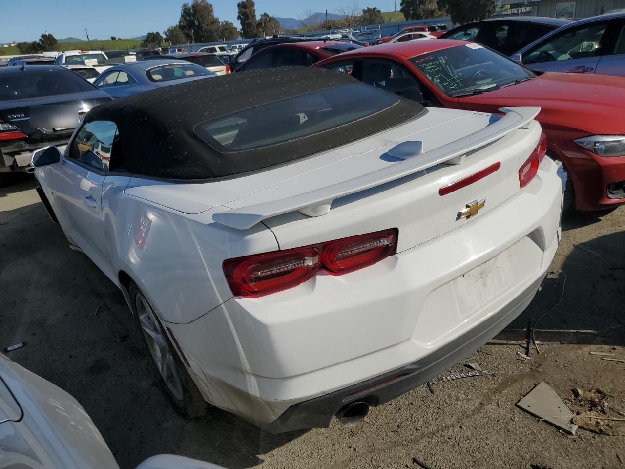 2020 CHEVROLET CAMARO LS - Фото 2