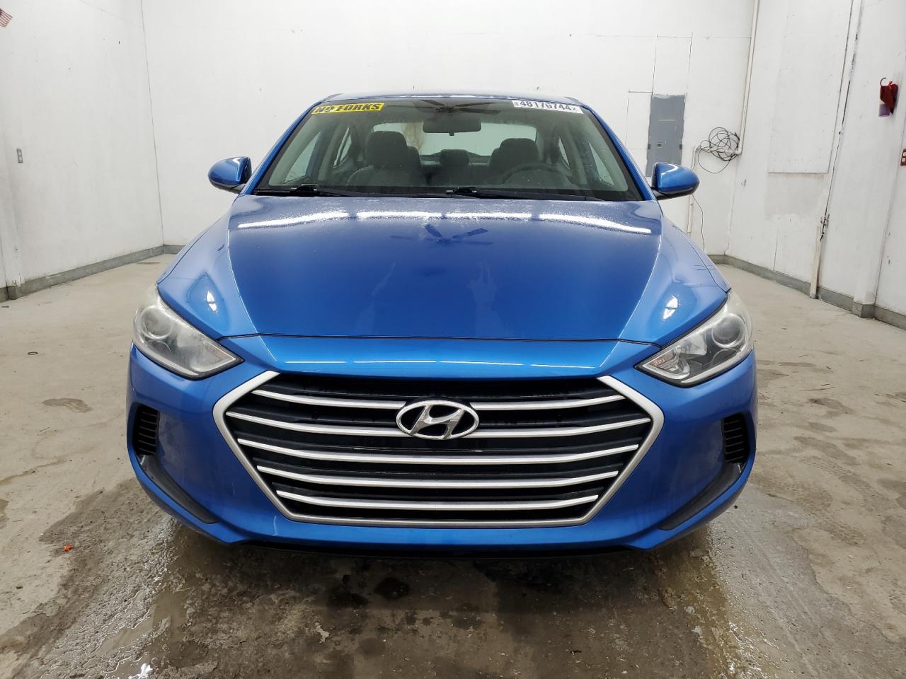 2017 HYUNDAI ELANTRA SE - Image 5