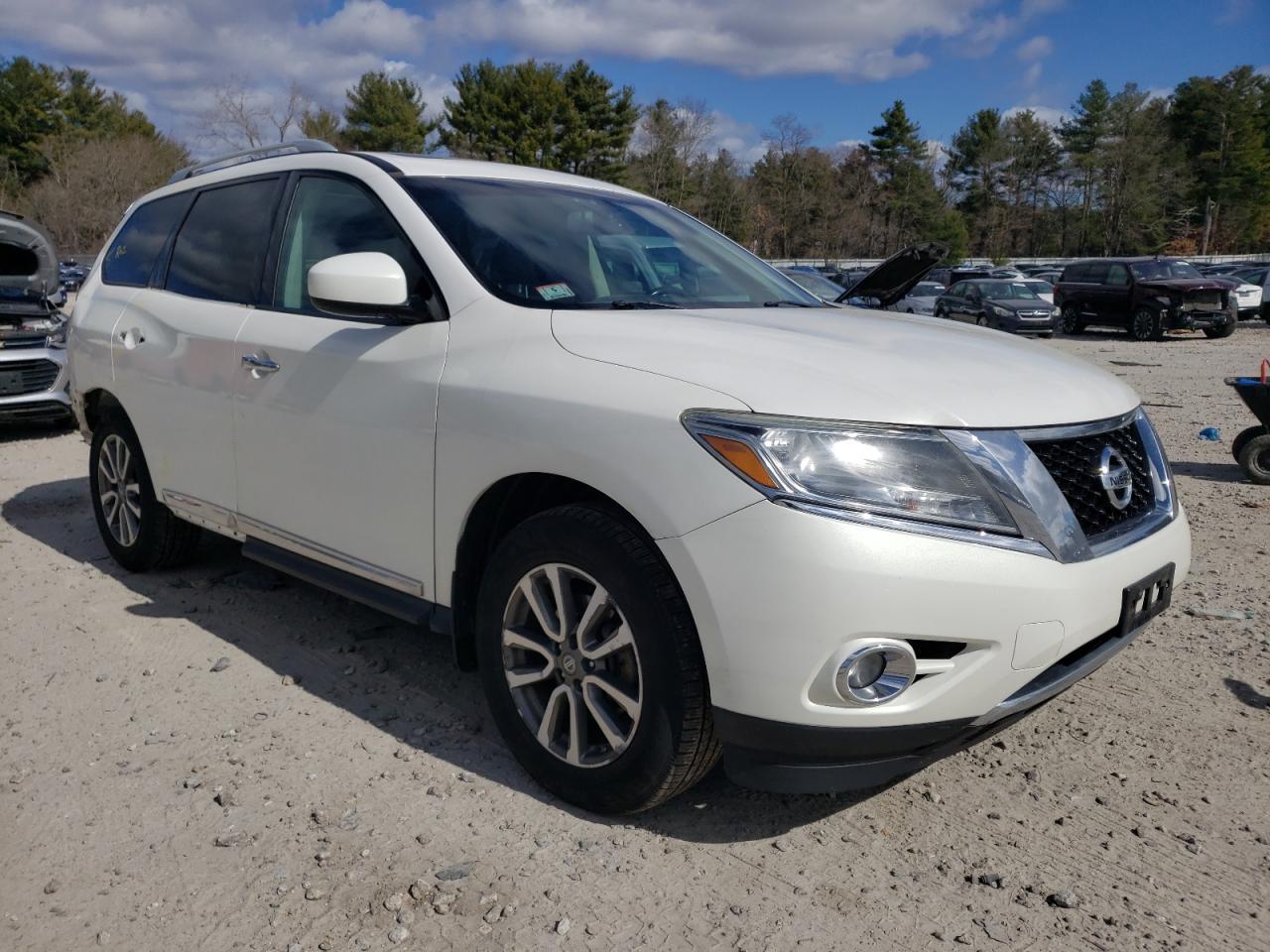 2013 NISSAN PATHFINDER - Image 4