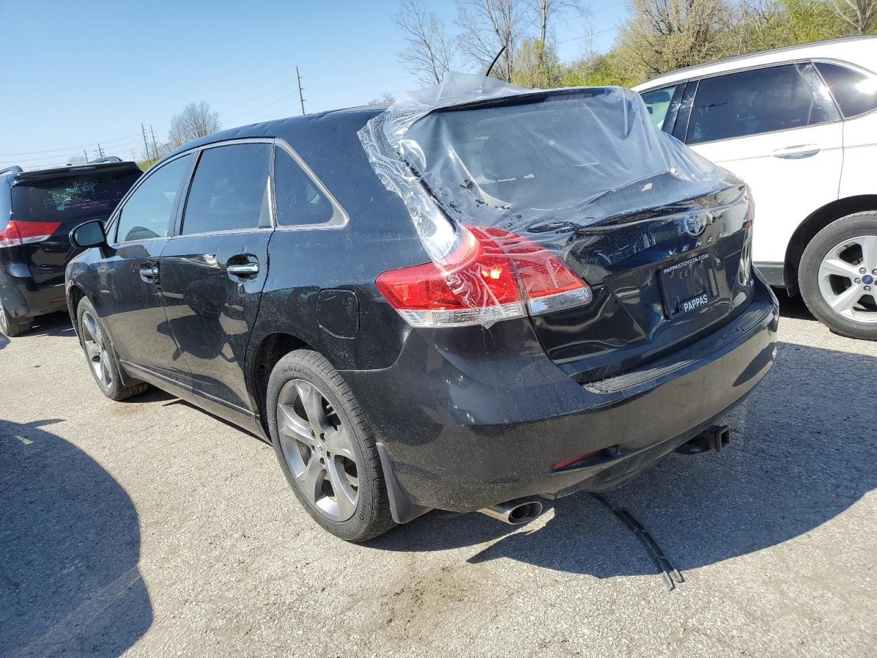 2011 TOYOTA VENZA - Фото 2