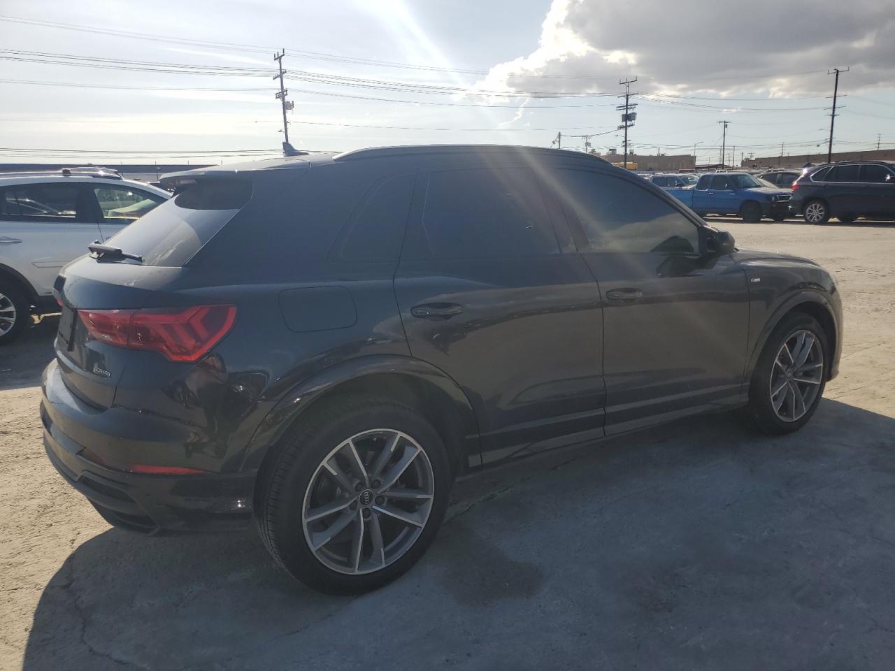 2021 AUDI Q3 PREMIUM - Фото 3