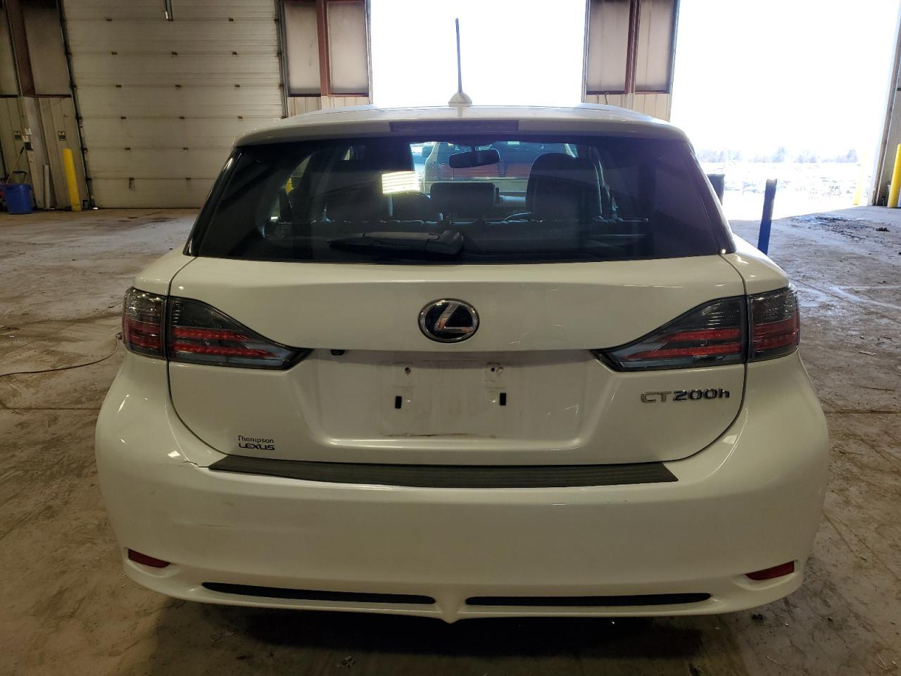2013 LEXUS CT 200 - Фото 6