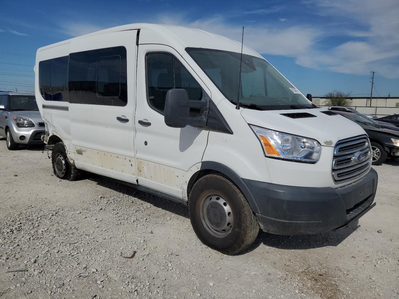 2017 FORD TRANSIT T- - Image 4